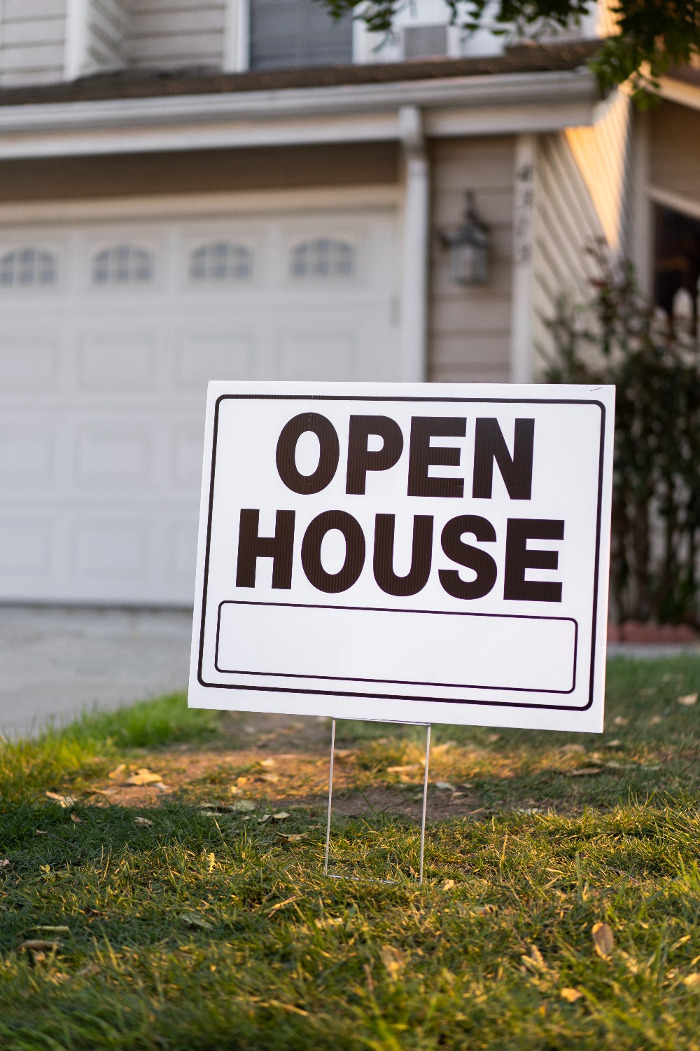 Real Estate Open House signage in Atlanta